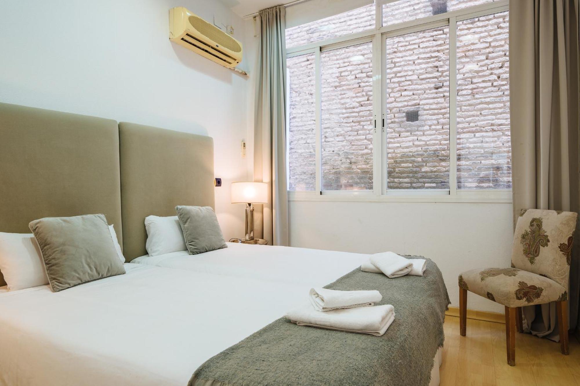 Homeyseville-Amazing Views Cathedral Tomas De Ibarra - 8 Pax, Parking Optional Exterior photo